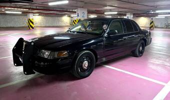 Ford Crown Victoria  2008