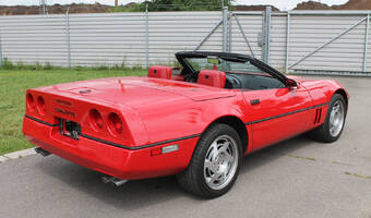 Chevrolet Corvette Convertible - vynikající stav 1990