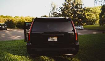 GMC Yukon Denali 2017