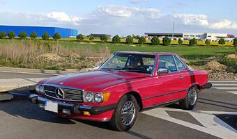 Chevrolet Camaro Mercedes-Benz 560 SL  1987