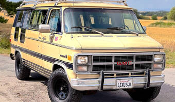 GMC Vandura 2500 | 6.2L V8 Diesel  1983