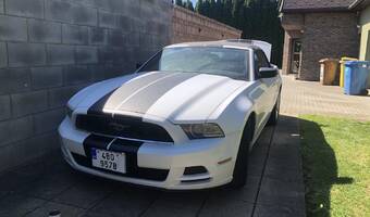 Ford Mustang Kabriolet/Roadster 2013