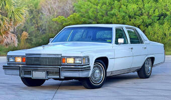 Cadillac Fleetwood 7.0 V8 | 1.majitel | 46788 mil 1979