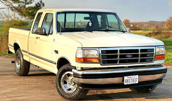 Ford F150 5.8 V8 | 4x4 | XLT | 110k mil 1995