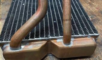 Veteránské Prodám nový radiátor topení 0