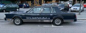 Lincoln Town Car  1986
