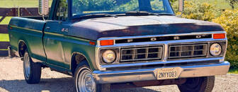 Ford F100  Custom | 4.9L I6 1977