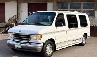 Ford E150 Universal by Glaval 1996