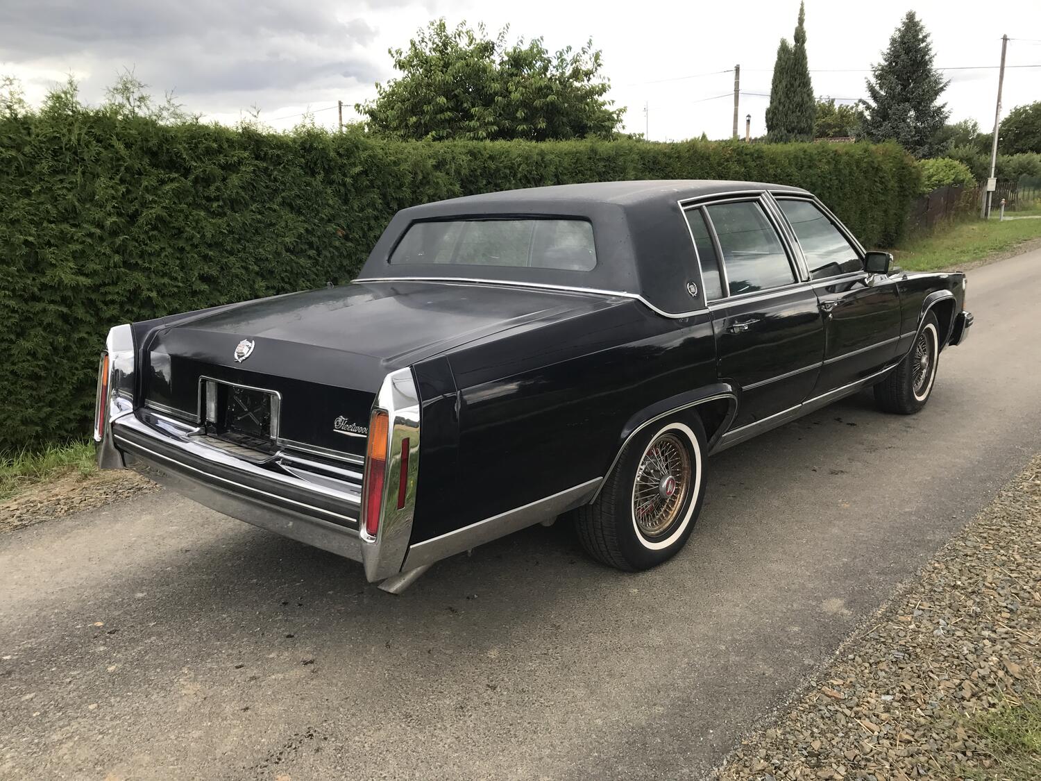 Cadillac Fleetwood Brougham 1984 na prodej Inzerát Bazar Amerik